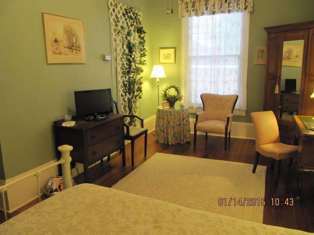 Allison House Inn クインシー エクステリア 写真