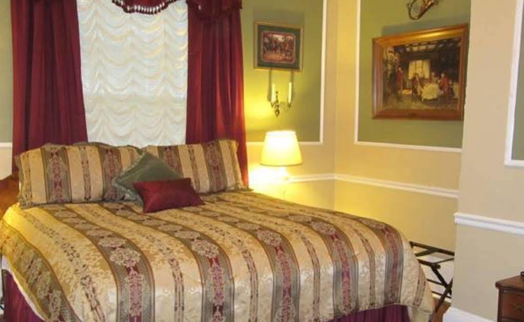 Allison House Inn クインシー エクステリア 写真